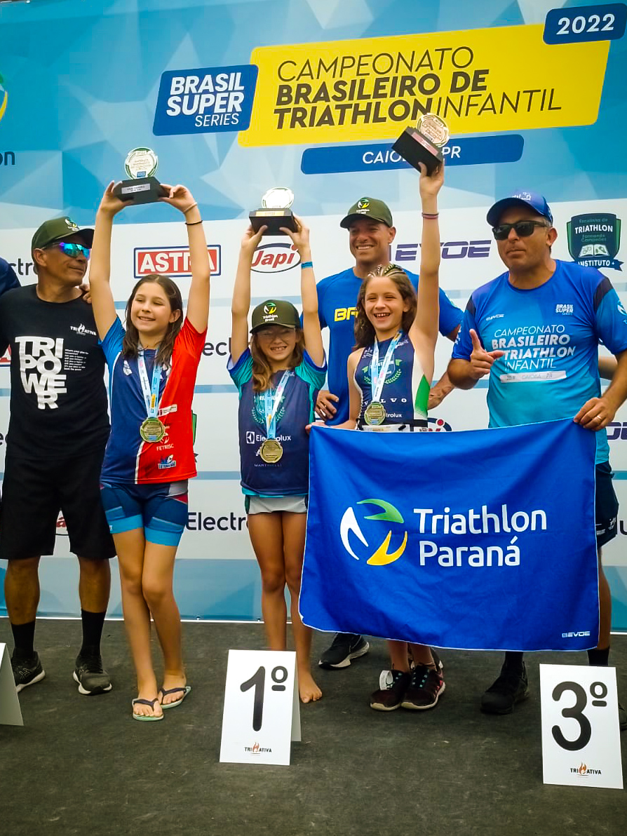 Dara Daniel, participante da Escolinha de Triathlon, conquista 1º lugar em  competição - Univille Universidade